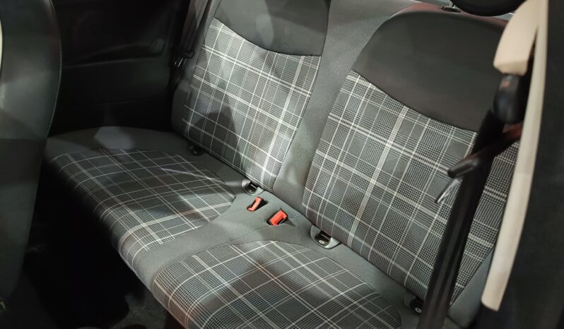 
								Fiat 500 1.2 Lounge full									