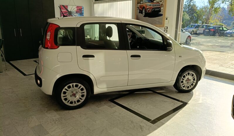 
								Fiat Panda 1.0 hybrid full									