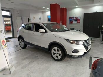 Nissan Qashqai 1.5 dci 115 cv