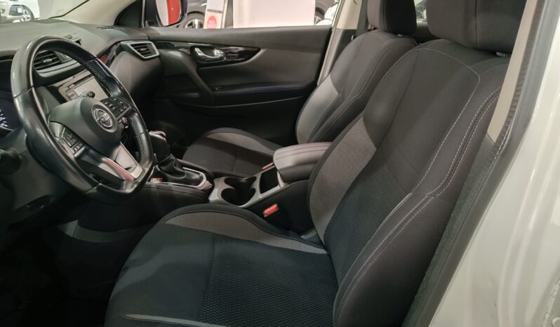 
								Nissan Qashqai 1.5 dci 115 cv full									